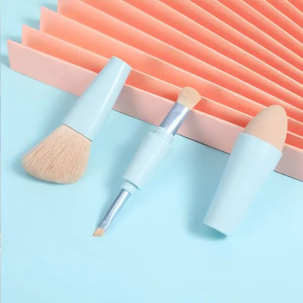 🥰Multifunctional 4 in 1 Makeup Brush pentagow