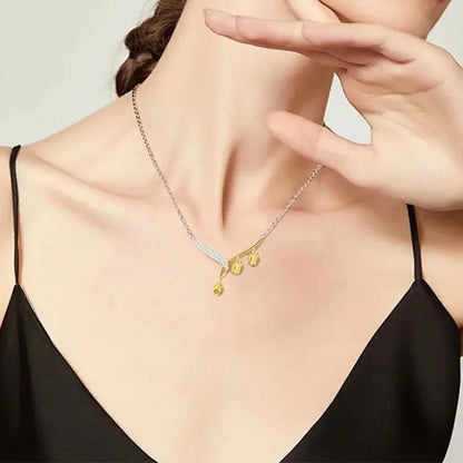 Women's Elegant Bell Orchid Necklace pentagow