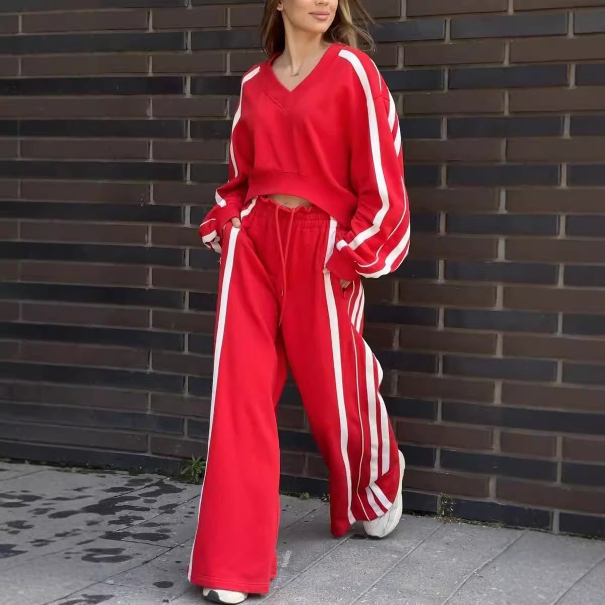 V-Neck Sweatshirt & Wide-Leg Pants 2-Piece Set pentagow